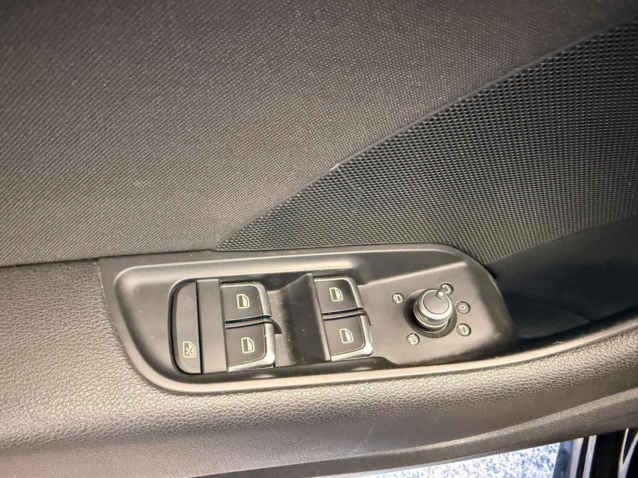 Audi A3 SPB CON TETTO 1.6 TDI S-Line