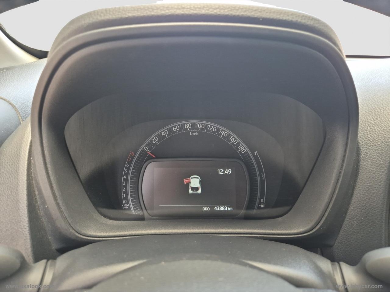 TOYOTA Aygo X 1.0 VVT-i 72 CV 5p. Active TUA A 14.950 € CON USATOOK PLUS