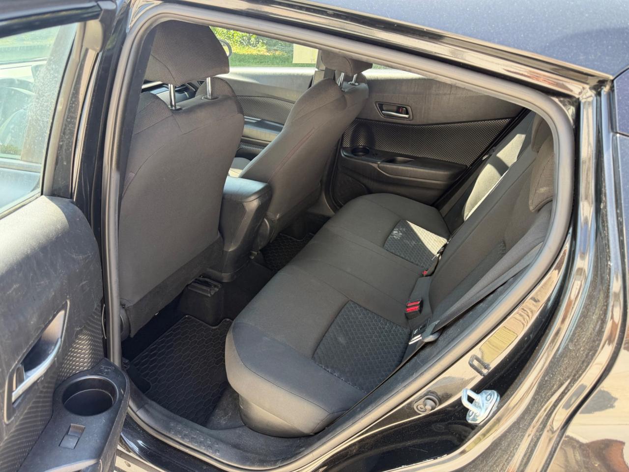 Toyota C-HR 1.8 Hybrid E-CVT Lounge