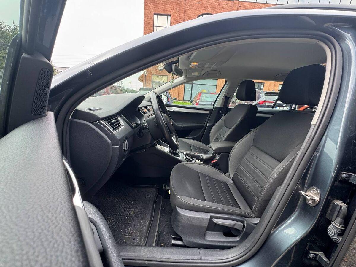 Skoda Octavia Wagon 1.5 g-tec Executive 130cv dsg