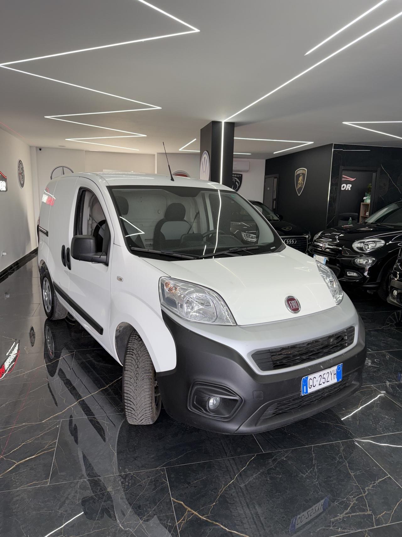 Fiat Fiorino 1.3 MJT 95CV Combinato Adventure