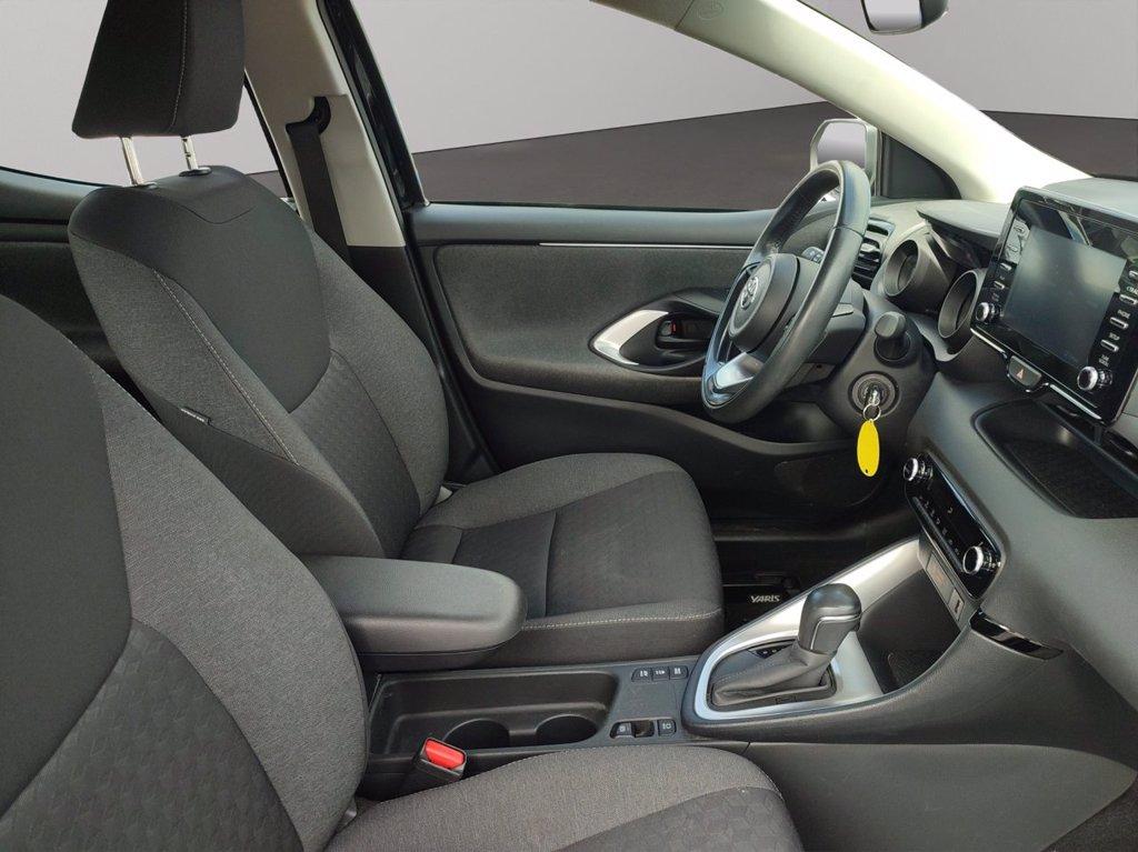 TOYOTA Yaris 1.5h trend del 2022