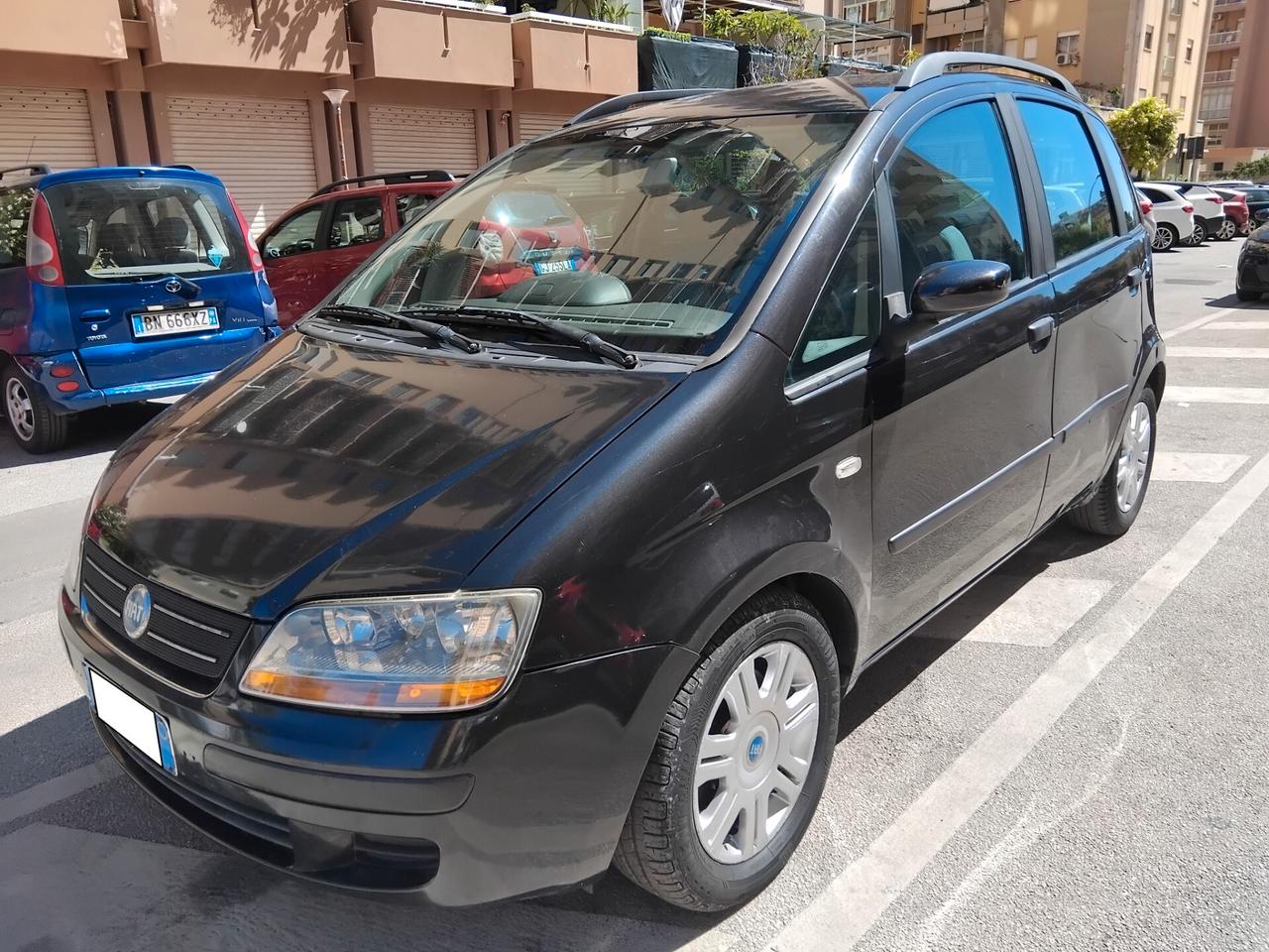 FIAT IDEA 1.9 JTD TUTTA TAGLIANDATA 2010