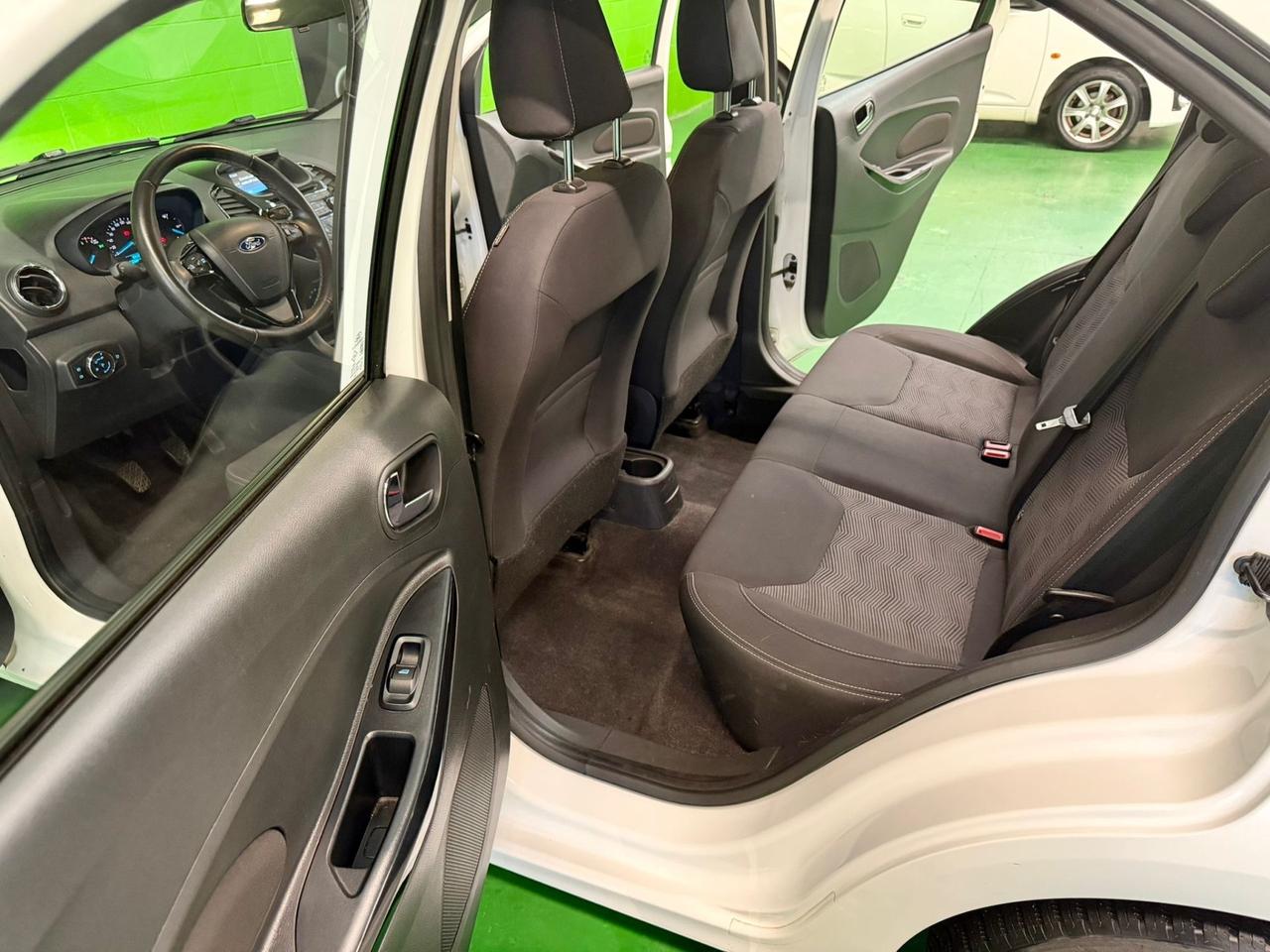 Ford Ka 1.2 Ti-VCT 85 CV Ultimate Color