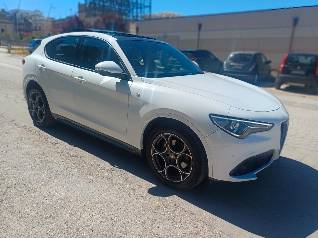 Alfa Romeo Stelvio 2.2 Turbodiesel 210 CV AT8 Q4 Veloce TETTO/PELLE/SEDILI RISCALDABILI/CAMERA/FULL OPTIONAL/