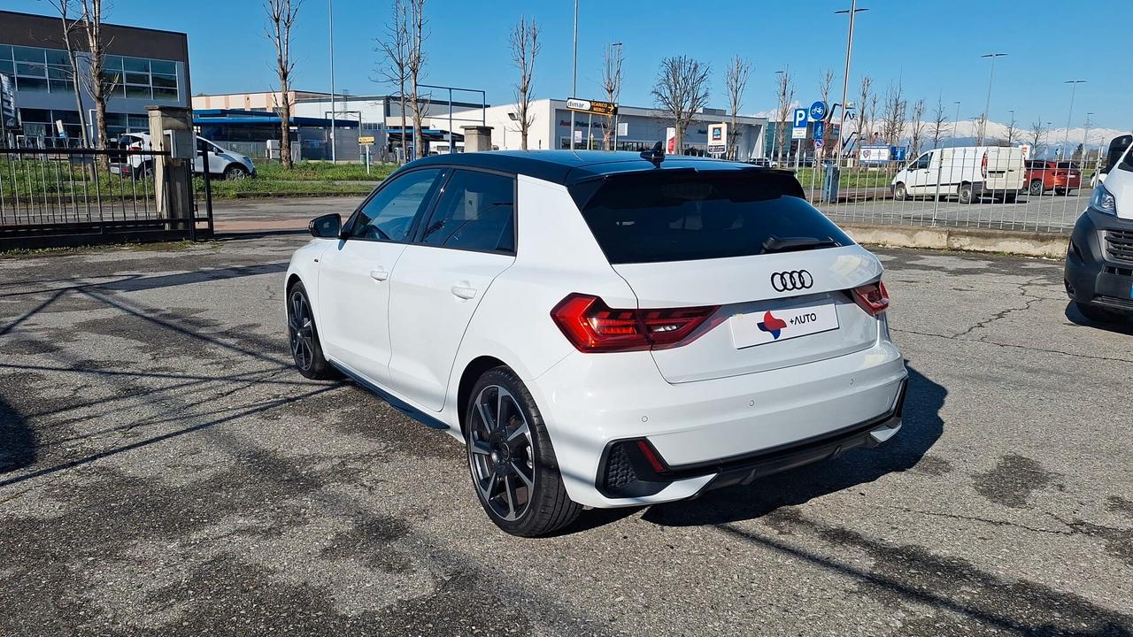 Audi A1 SPB 30 TFSI S tronic Identity Black SOLI 12000KM !!!