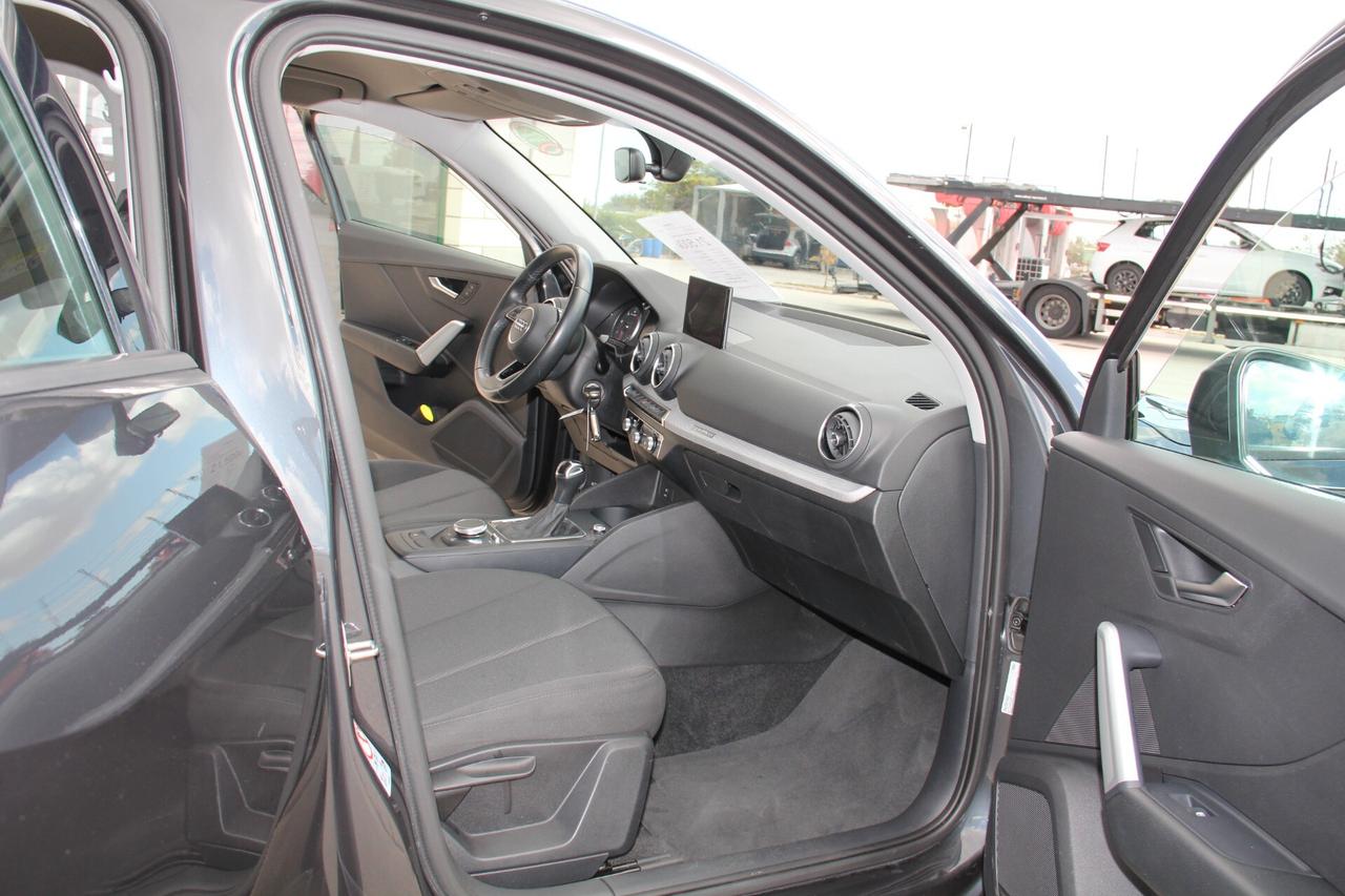 Audi Q2 35 TDI quattro S tronic Business