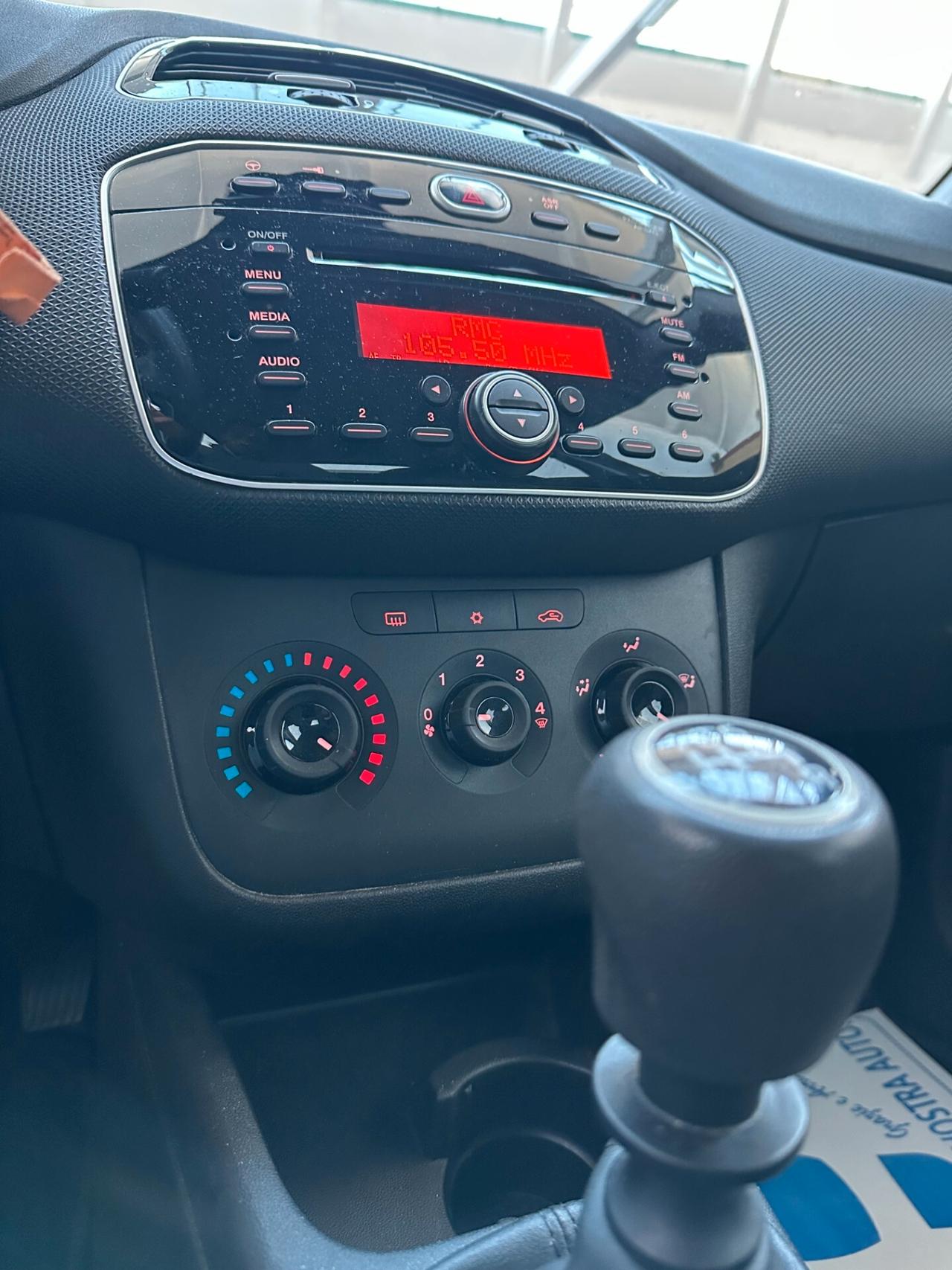 Fiat Punto 1.2 Benz, Euro 6, si neopat, uni propriet, garantita