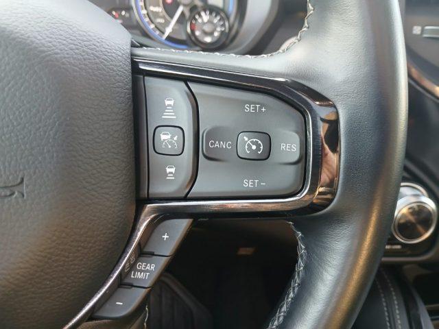 DODGE RAM 1500 5.7 GPL V8 Limited Night N1