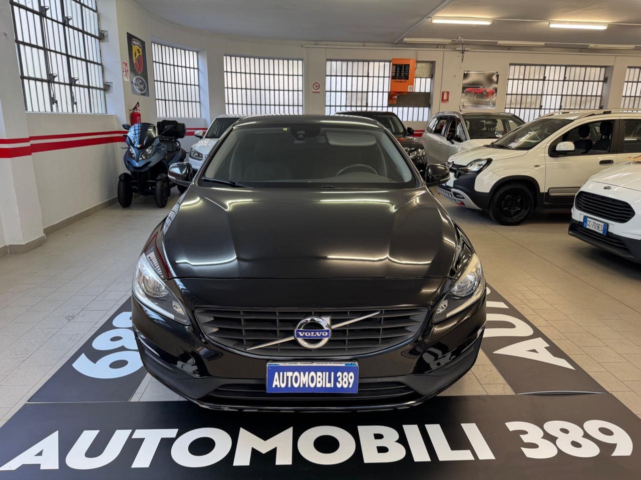 Volvo V60 D2 Geartronic Momentum