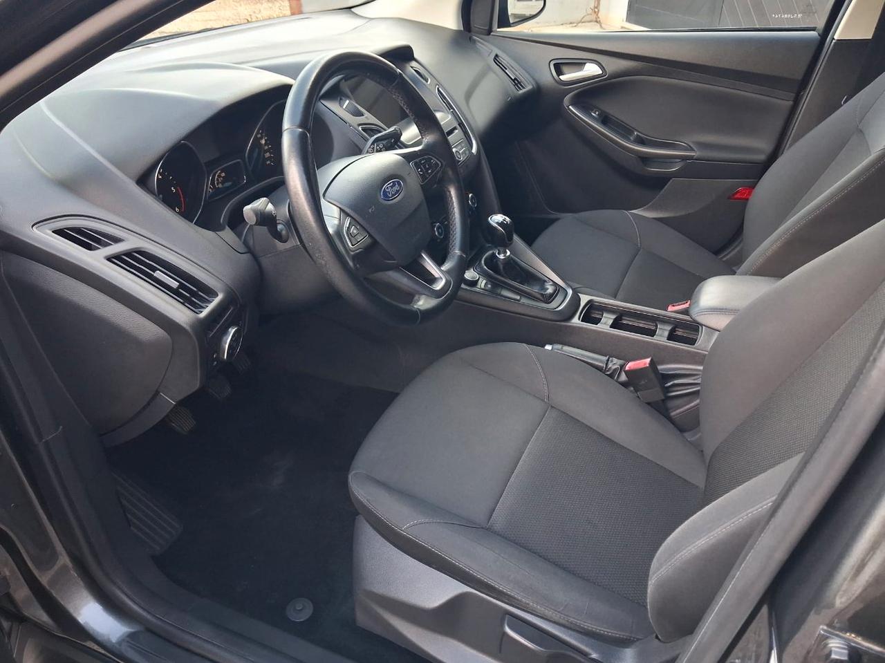 Ford Focus 5 Porte 5p 1.5 tdci Business s&s 95cv