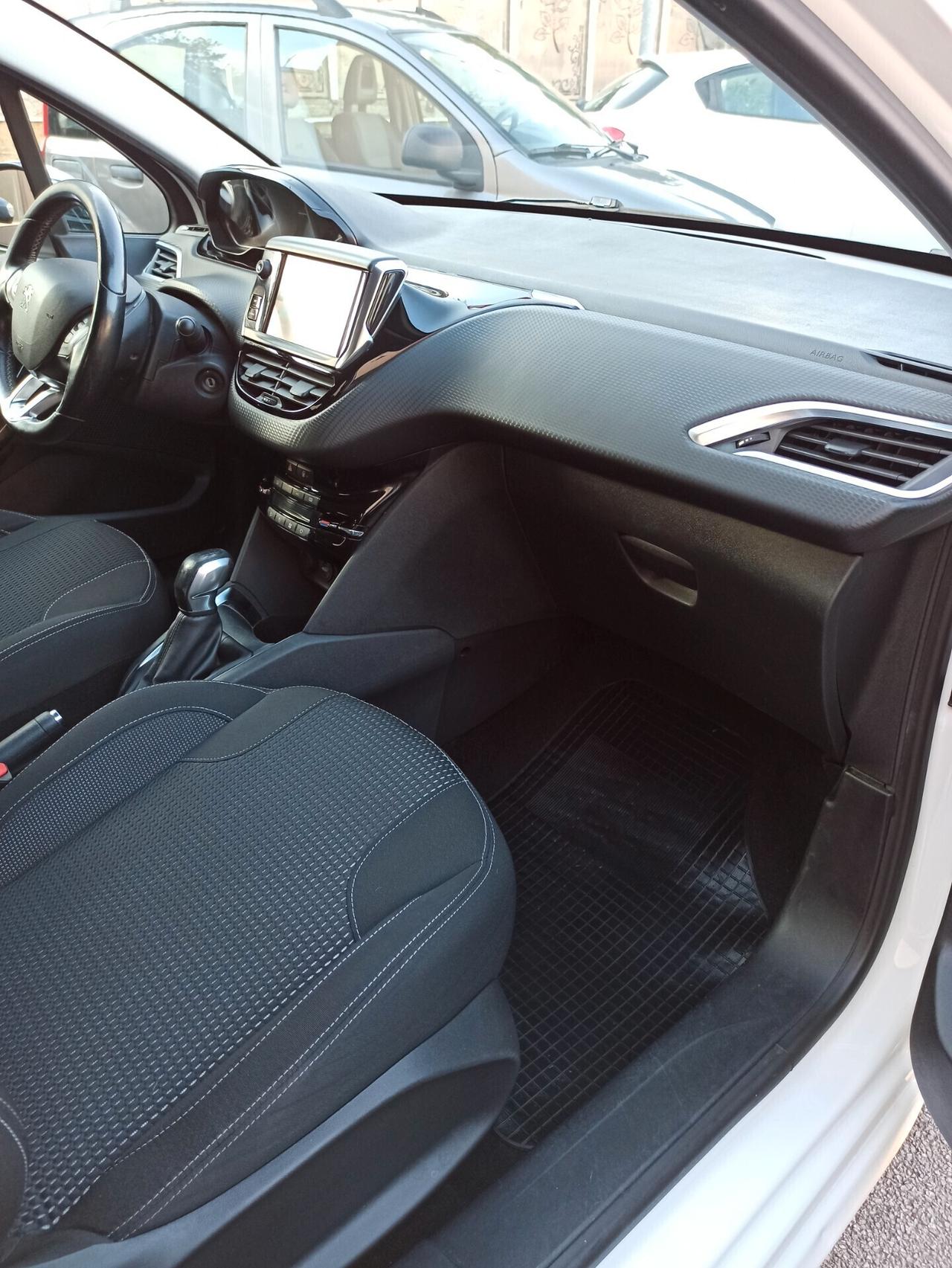Peugeot 208 1.6 BlueHDi 75 cv 5 porte Allure