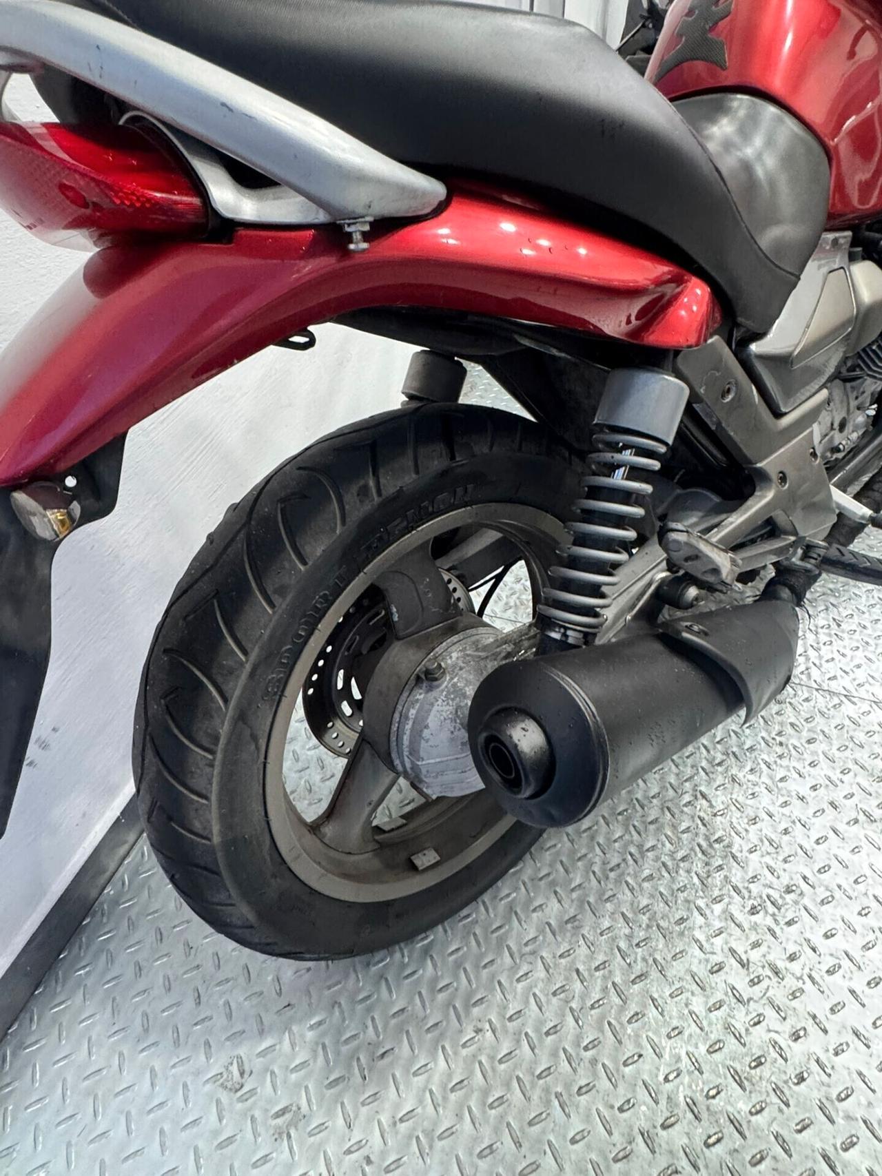 Moto Guzzi Breva 750