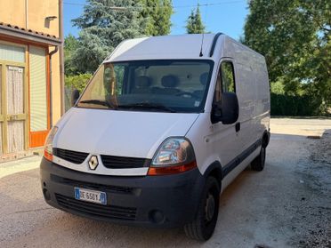Renault master