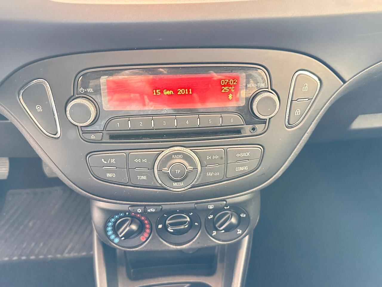 Opel Corsa 1.2 5 porte BiFuel Benzina GPL