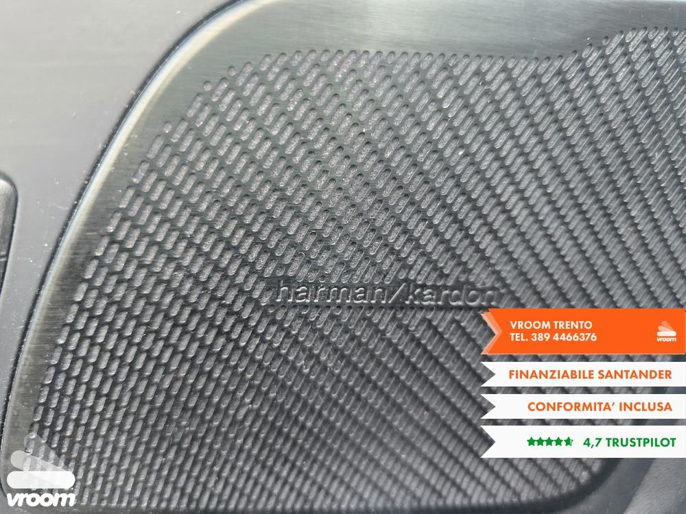 VOLVO XC60 (2017-->) XC60 B4 (d) AWD Geartronic...