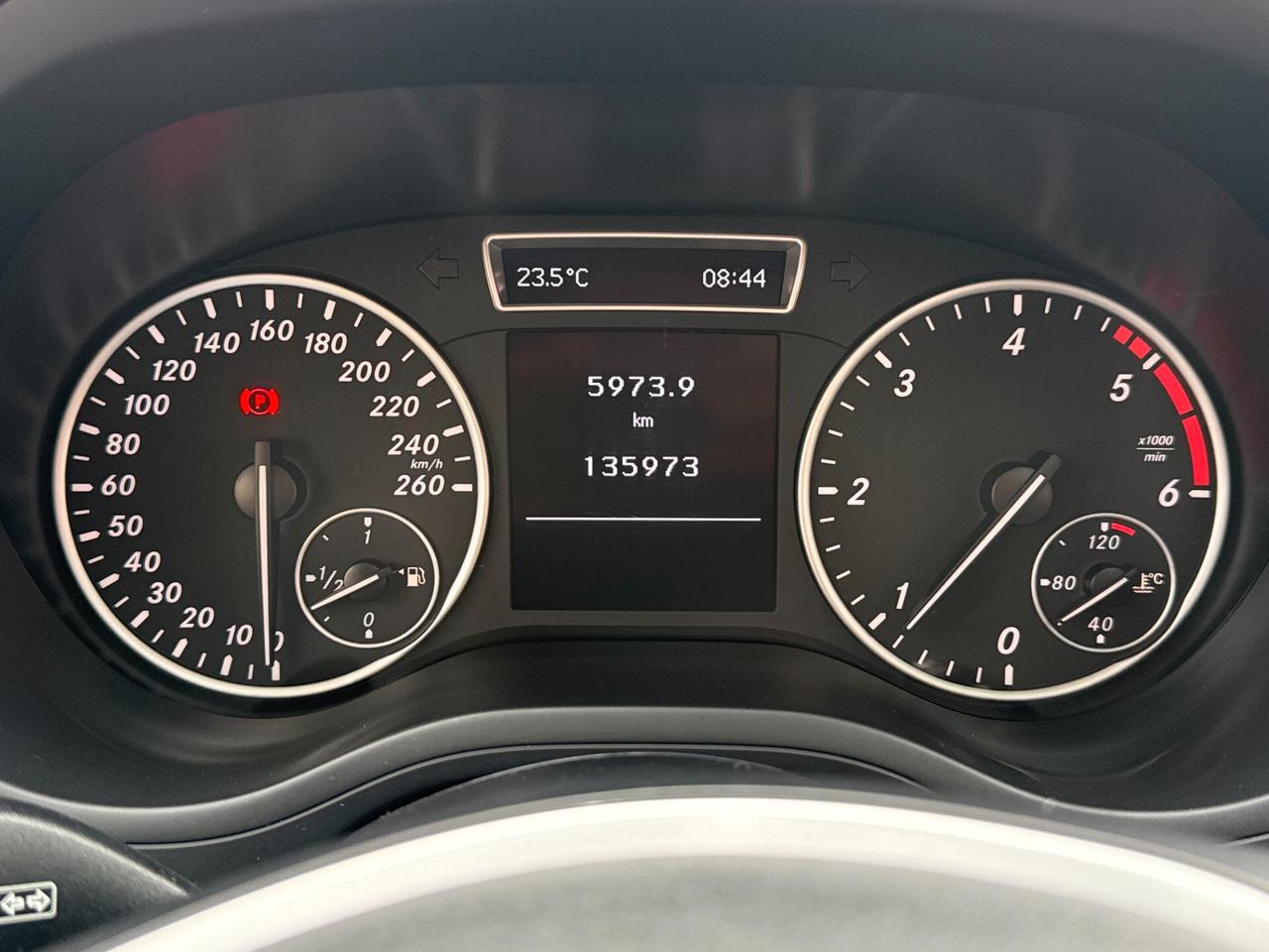 MercedesBenz B 180 CDI *TETTO *PELLE TOTALE - 2014