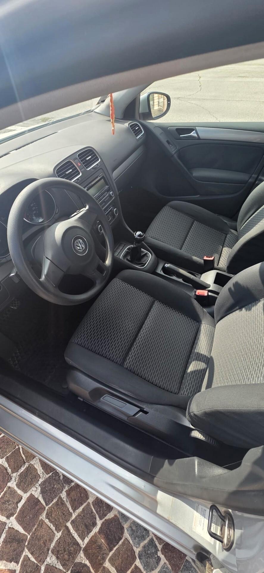 Volkswagen Golf 1.6 TDI DPF 5p. Highline