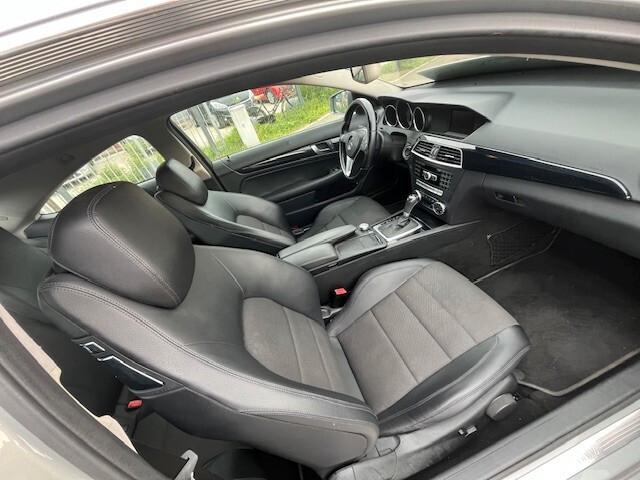 Mercedes-benz C 220 CDI BlueEFFICIENCY Coupé Executive