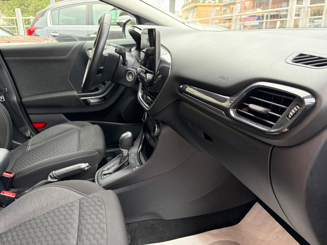 Ford Puma EcoBoost Hybrid ST-Line X Design !!