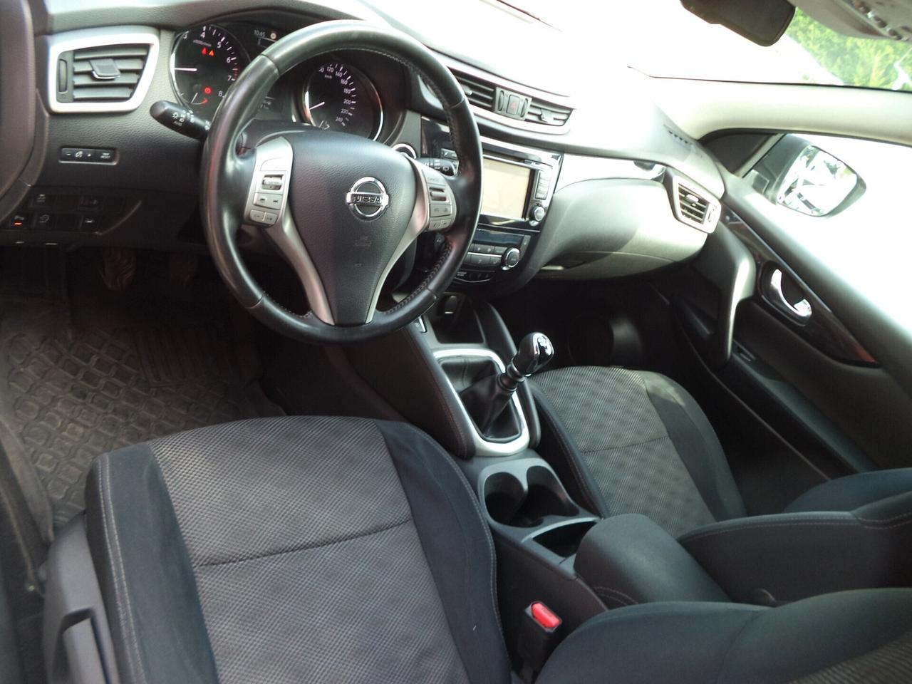 Nissan Qashqai 1.2 DIG-T Acenta KM 108000
