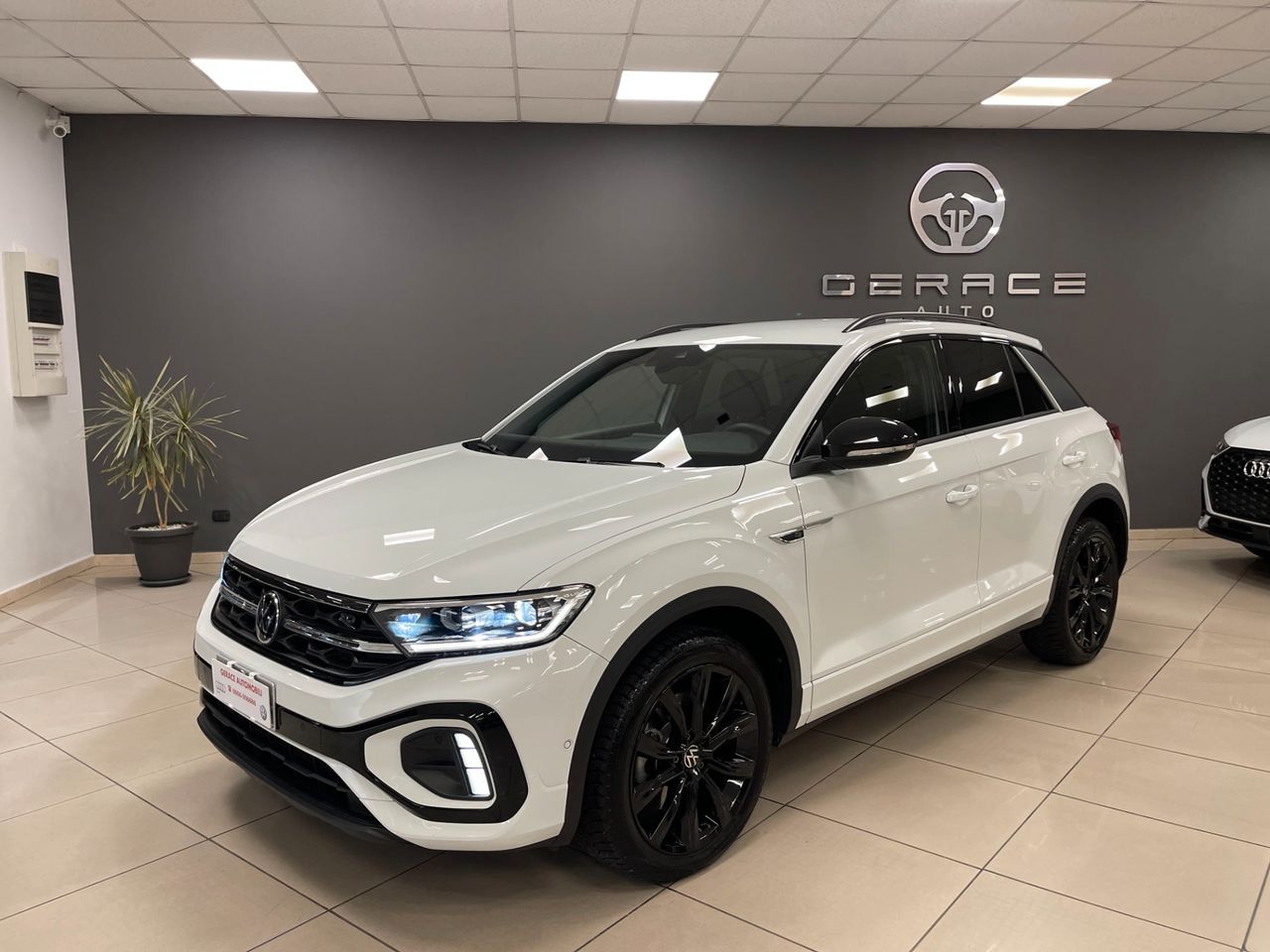 VOLKSWAGEN T-Roc 2.0 TDI SCR 150cv DSG R-Line