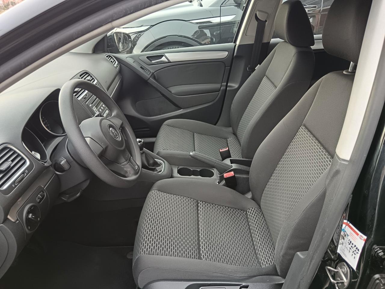 Volkswagen Golf 1.6 TDI 105CV NEOPATENTATI