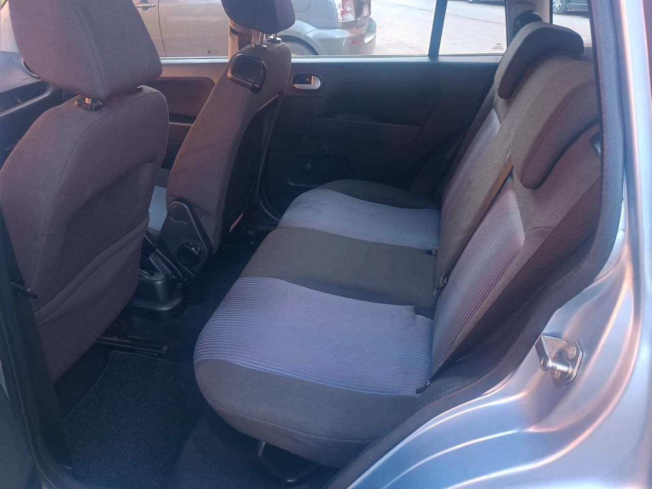 Ford Fusion 1.4 TDCi 5p. Collection