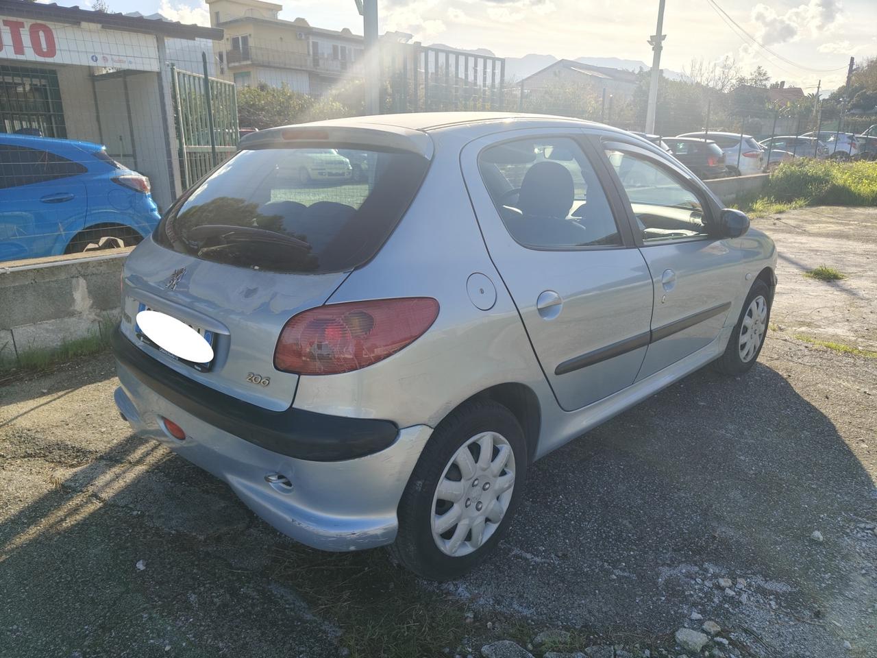 Peugeot 206 1.4 16V 5p. XT NEOPATENTATI