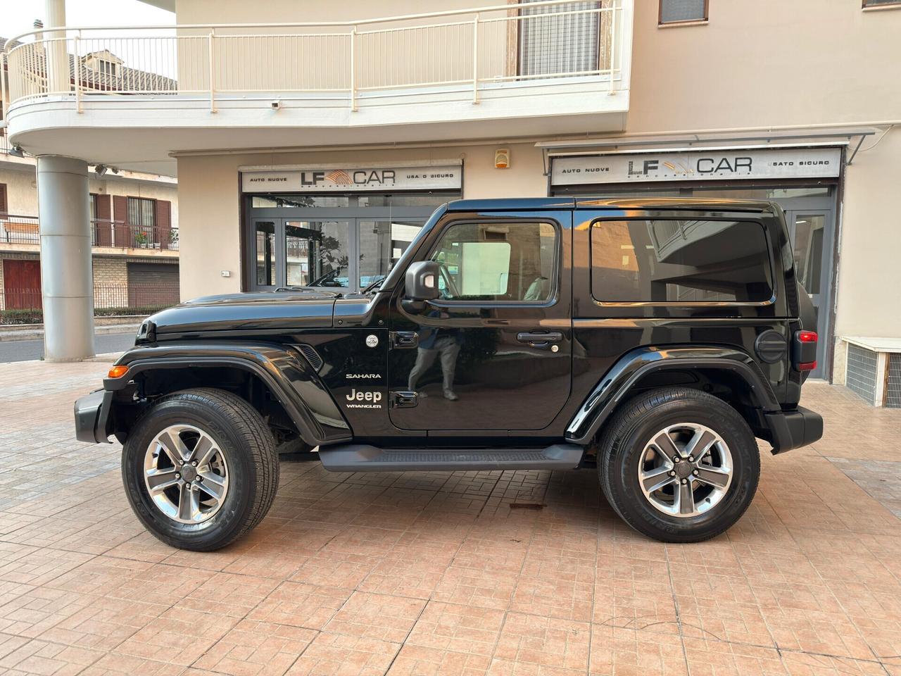 Jeep Wrangler 2.0 Turbo Sahara 272 cv
