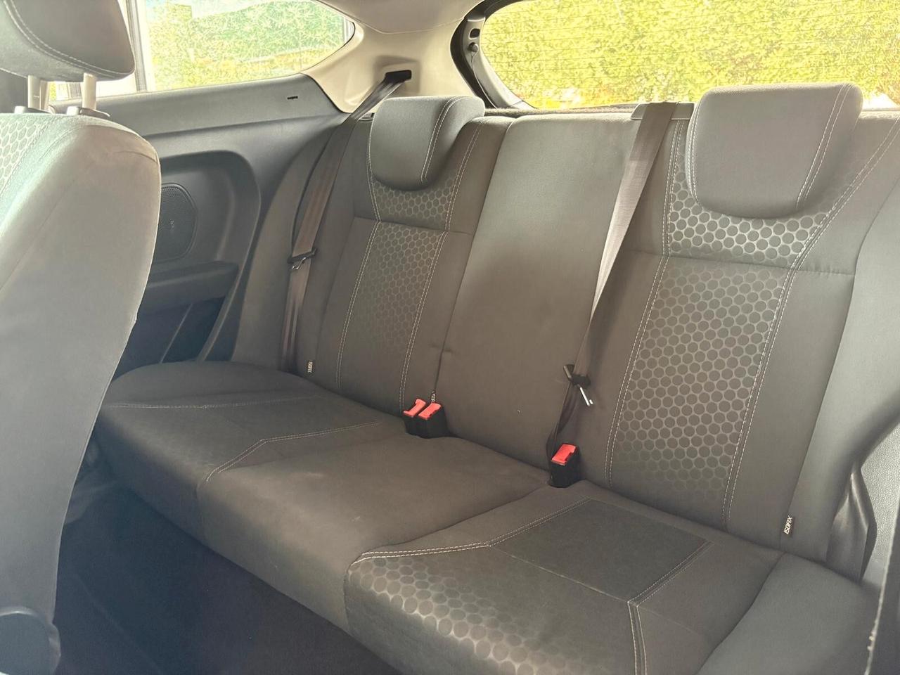 Ford Fiesta FORD FIESTA 1.2 TITANIUM 3P.