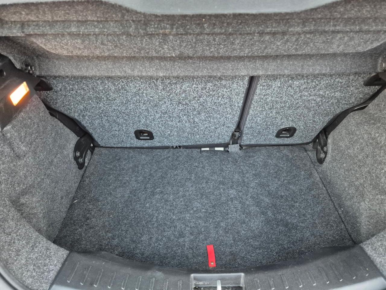 Lancia Ypsilon 1.2 69 CV 5 porte Elefantino