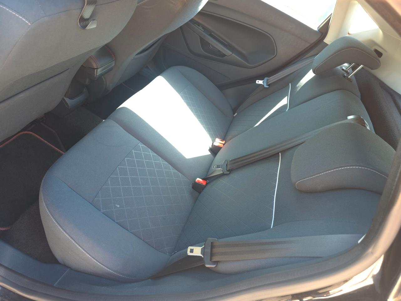 Ford Fiesta 1.4 TDCi 70CV 5 porte Titanium