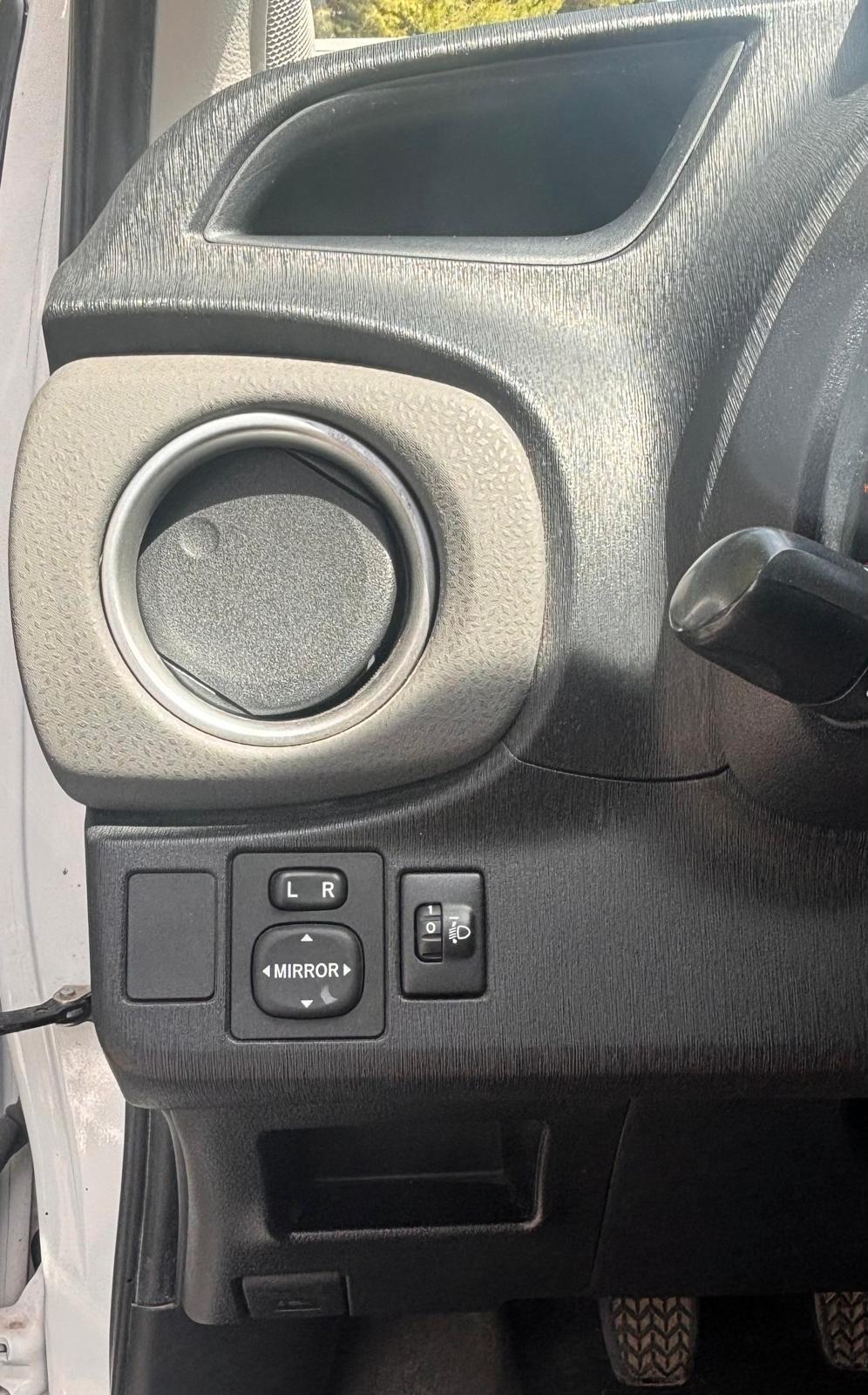 Toyota Yaris 1.3 5 porte Lounge