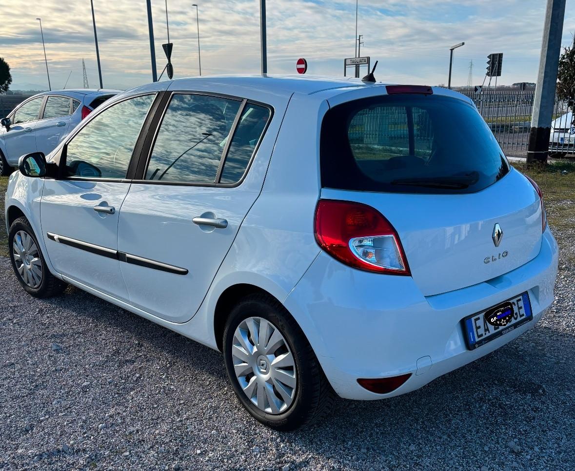 Renault Clio 1.2 16V 5 porte GPL Dynamique