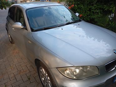 Bmw 120 120d cat 5 porte Attiva Navigatore Satellitare