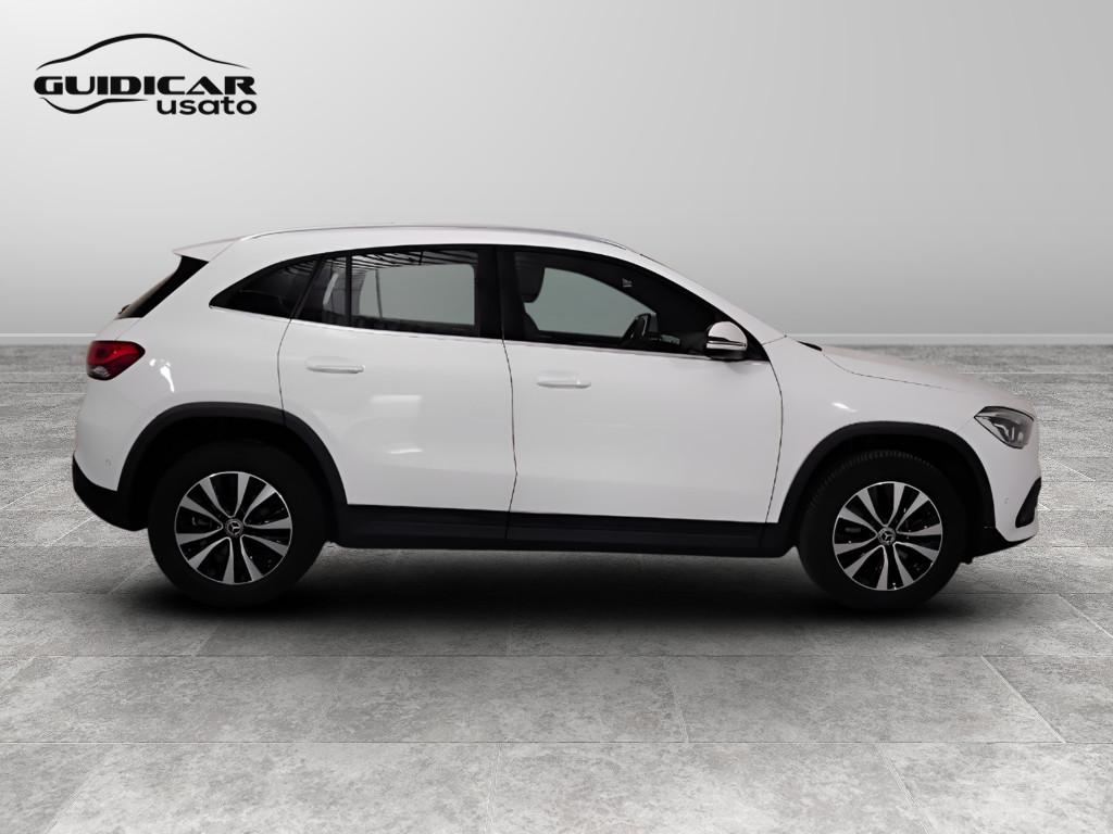 Mercedes-Benz GLA-H247 2020 - GLA 180 d Sport auto