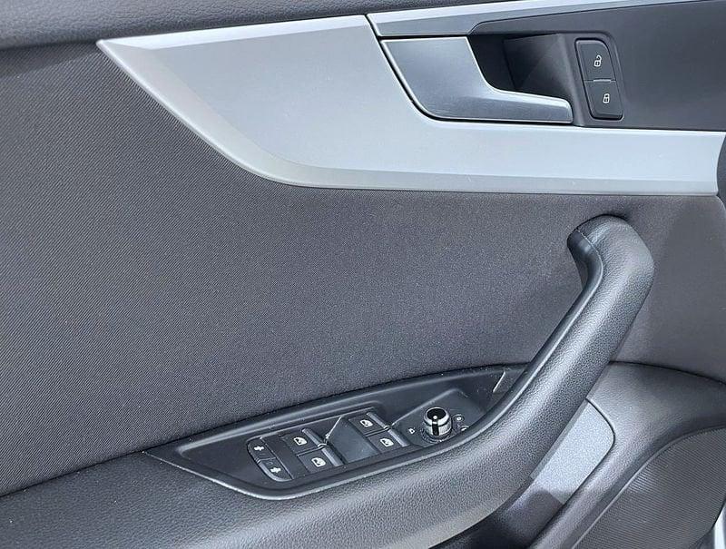 Audi A4 2.0 TDI 122cv S tronic