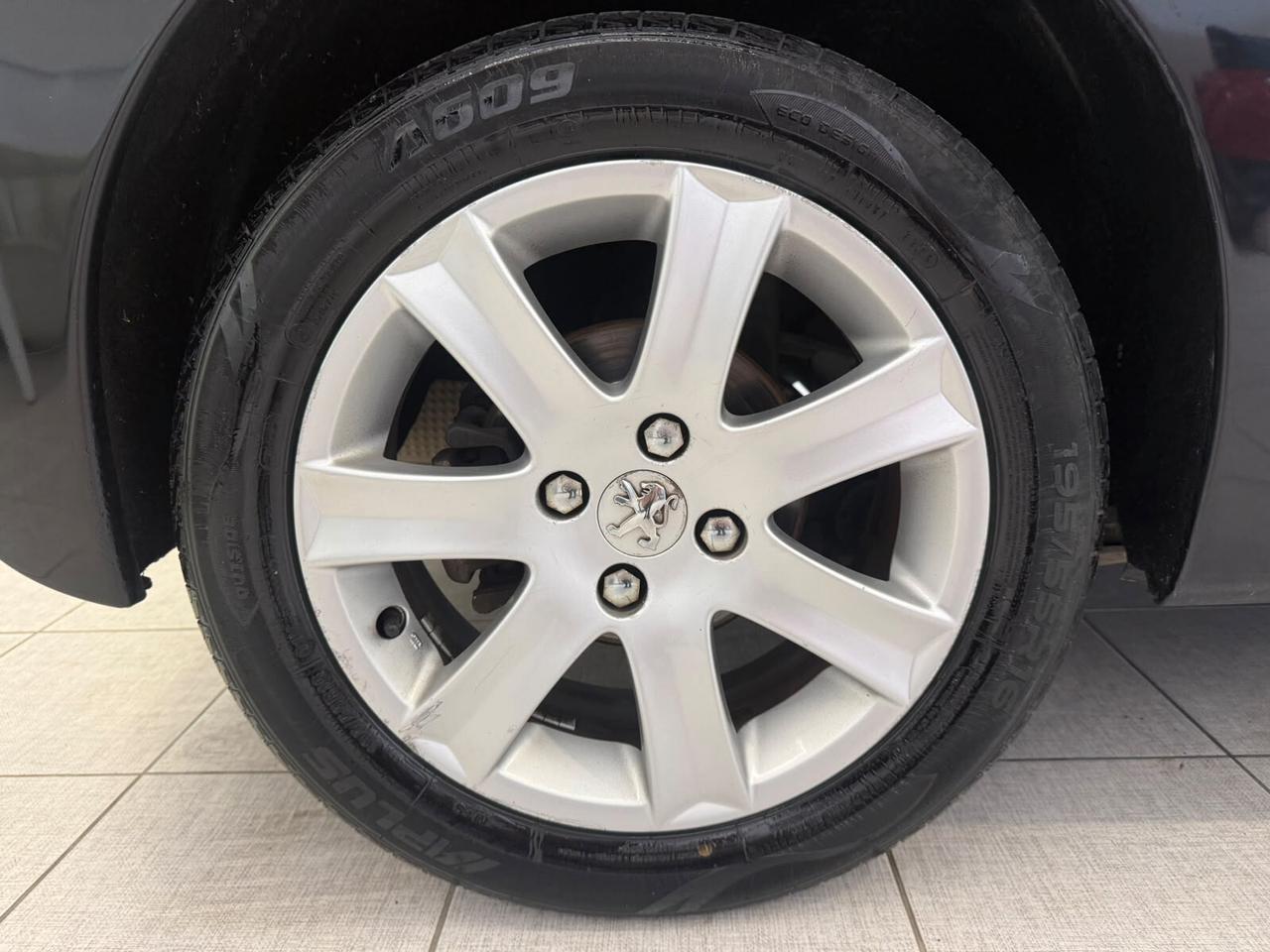 Peugeot 207 1.6 HDi 90CV 5p. XS