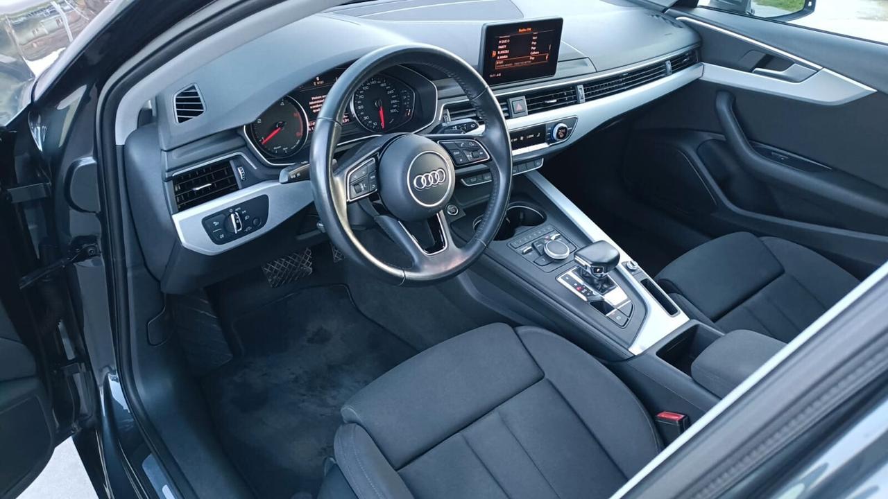 Audi A4 Avant 2.0 TDI 150 CV ultra Business Sport
