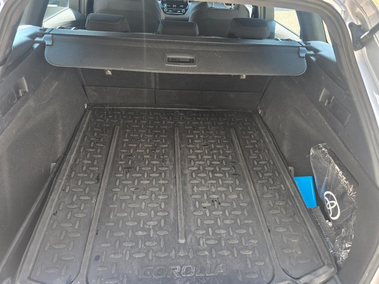 Toyota Corolla Touring Sports 1.8 Hybrid Business Tech