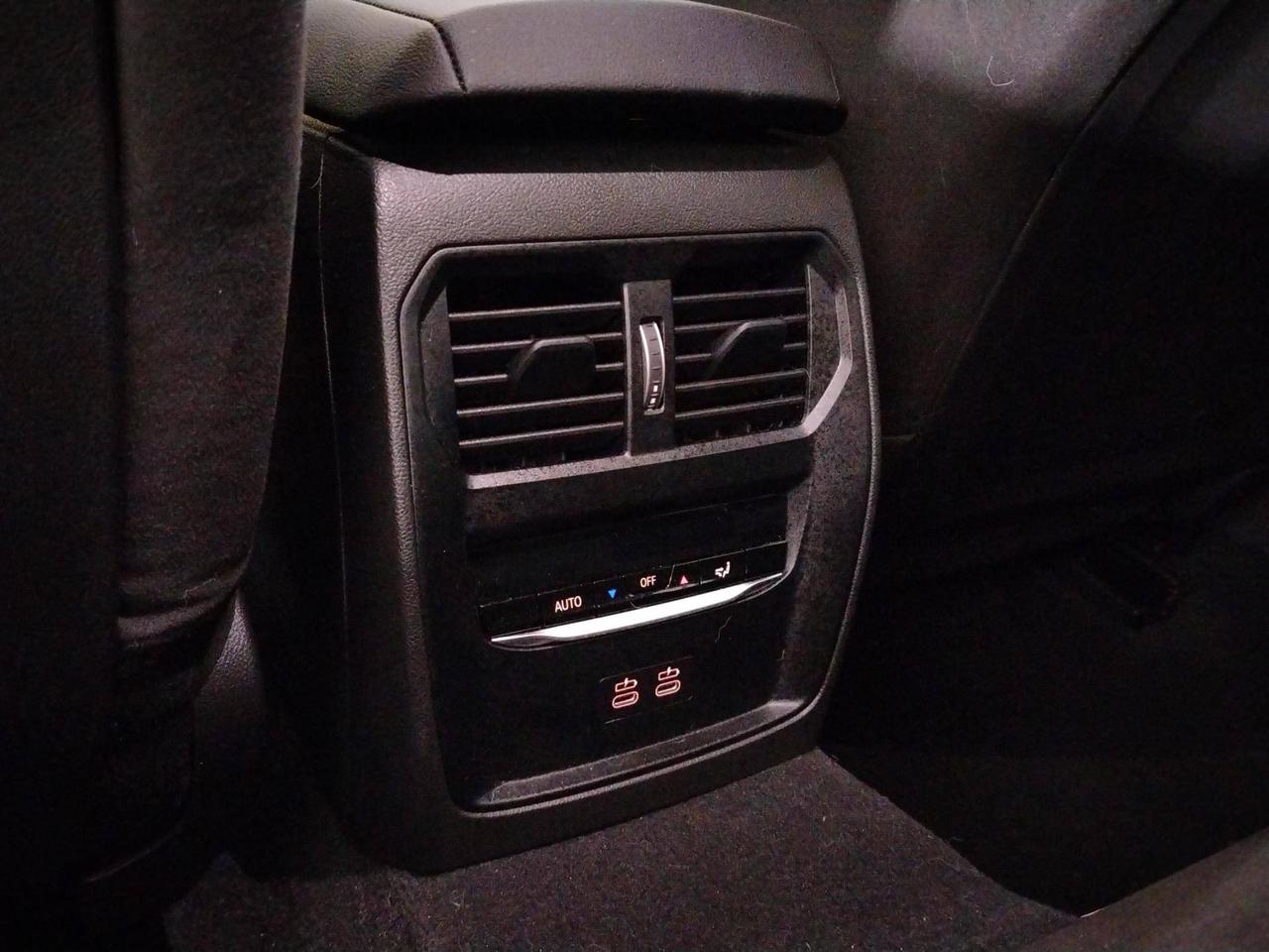 BMW Serie 3 320d xDrive Berlina 48V MSport Pro