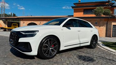 Audi Q8 55 3.0 tfsi mhev Sport quattro tiptronic