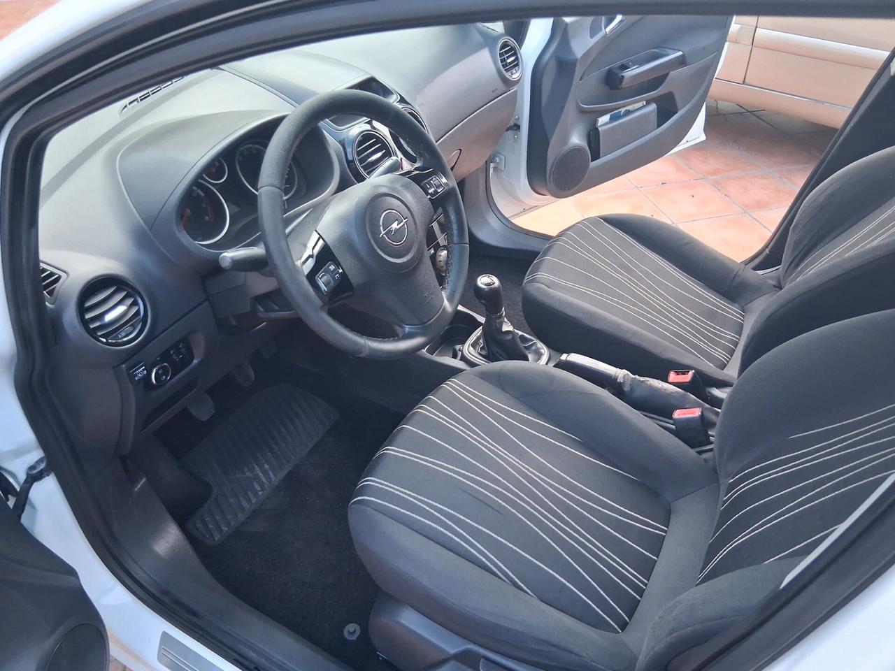 Opel Corsa 1.2 85CV 5 porte GPL-TECH Club