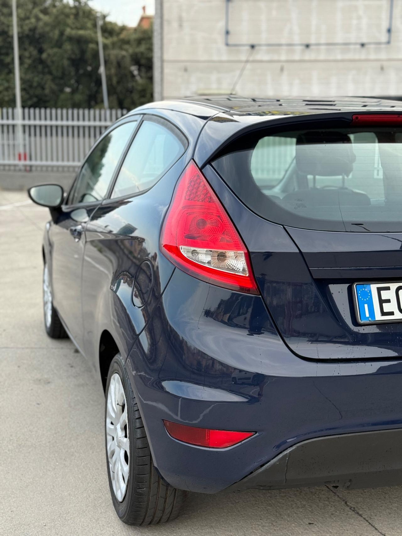Ford Fiesta 1.2 82CV 3 porte Titanium unico Propietario
