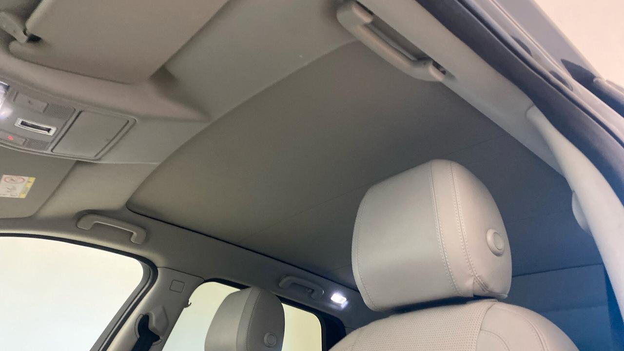 IN ARRIVO - Land Rover Discovery Sport 2.0 TD4 180 CV HSE Luxury