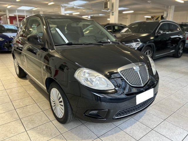 LANCIA Ypsilon 1.2 Oro
