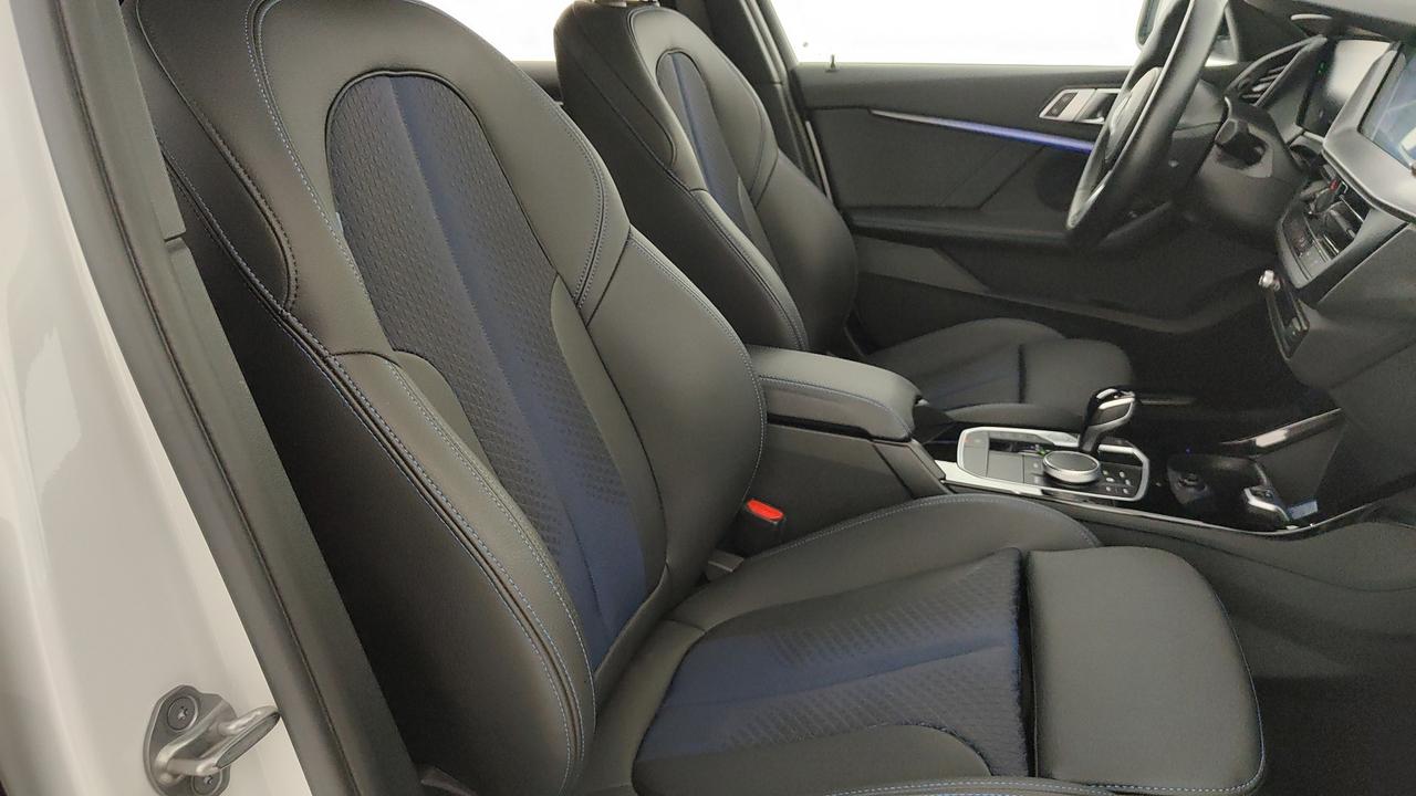BMW Serie 1 F40 - 116d Msport auto