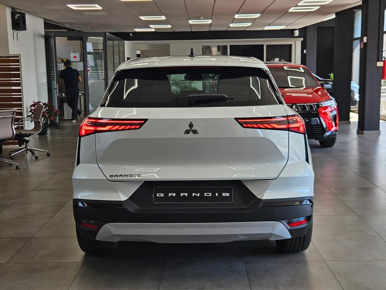 Mitsubishi Grandis DISPONIBILE IN VARIE COLORAZIONI E ALLESTIMENTI - CONCESSIONARIO UFFICIALE