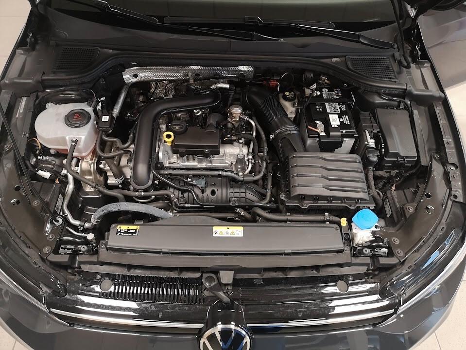 Volkswagen Golf 1.0 TSI EVO Life 81 KW 32.517 KM